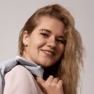 Анна Островська